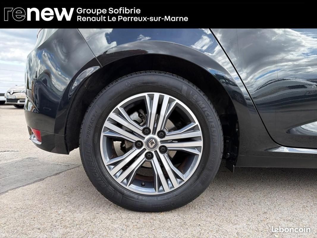 Renault Mégane IV BERLINE Blue dCi 115 - 20 Intens (image 14)