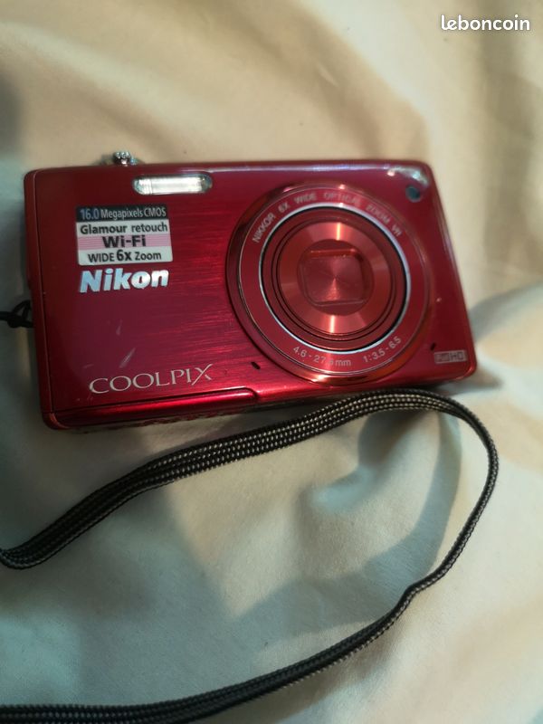 Nikon Coolpix S5200 Rouge – Avec Chargeur, Câbles Et étui