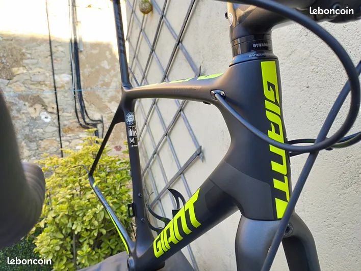 ROUTE GIANT TCR Advanced Pro Team Disc Occasion Reconditionné - Mint Bikes