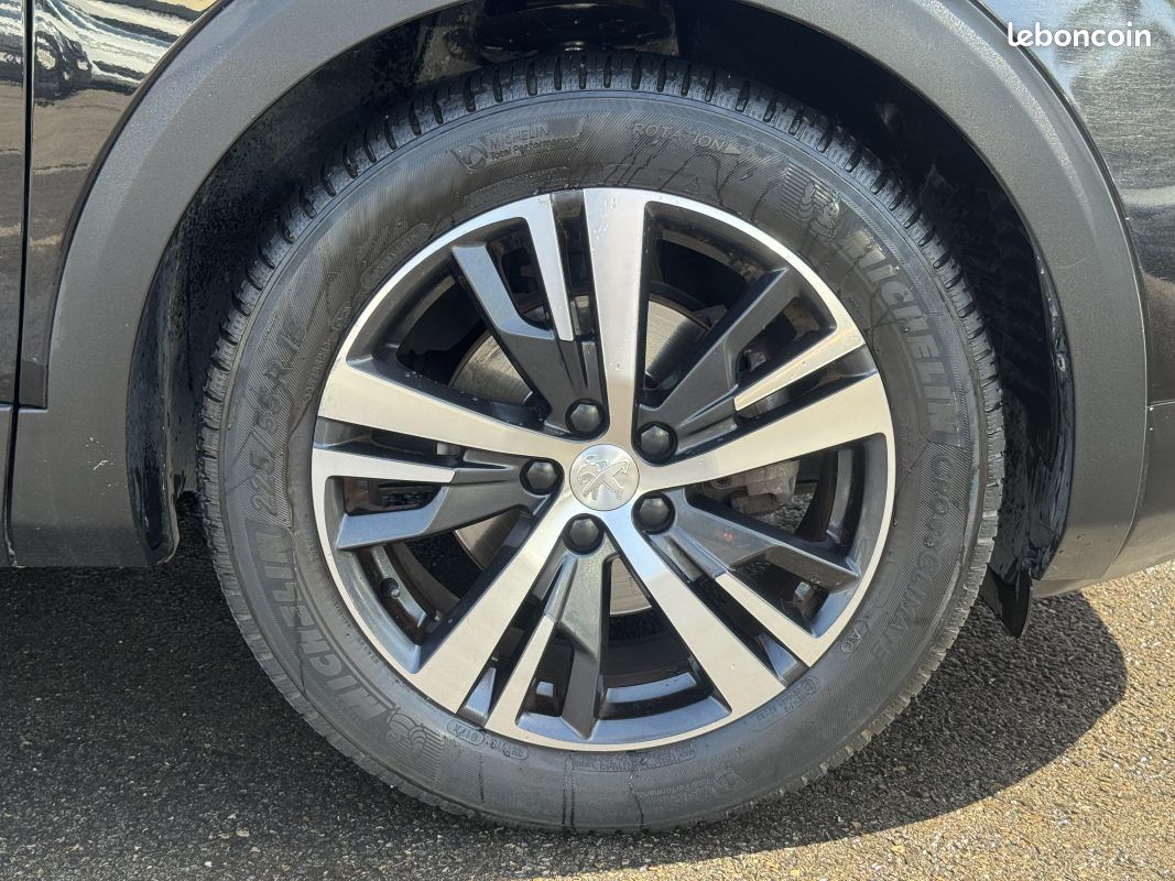 PEUGEOT 3008 II 1.2 Turbo 130 ACCESS 2018 (image 26)