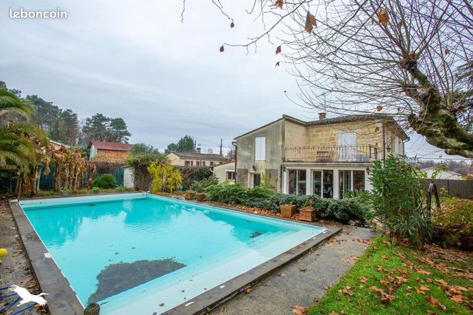 Maison 6 pièces 184 m²