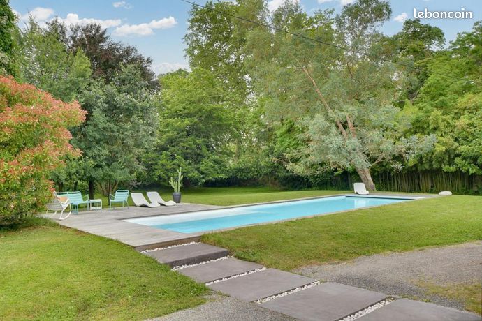Maison 7 pièces 288 m²