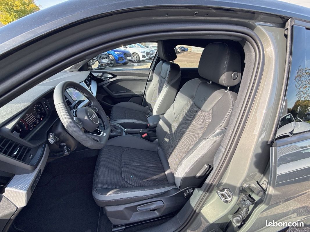 AUDI A1 Sportback 30 TFSI 116 ch S tronic 7 S Line (image 16)