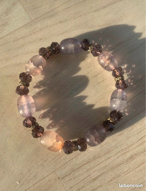 Bracelet fantaisie perles violettes en verre et améthystes (image 2)