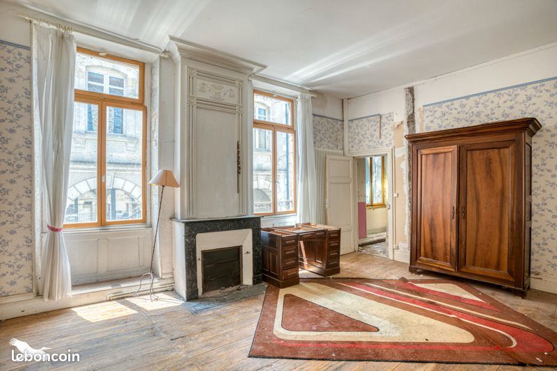 Maison 8 pièces 147 m² · à Astaffort · 147 m² · 169 000 €