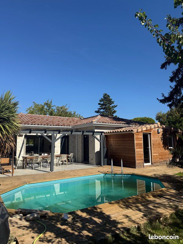 Maison 5 pièces 128 m² · à Charols · 128 m² · 389 000 €