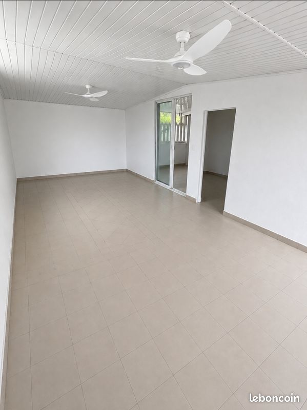 Maison 5 pièces 121 m² · à Saint-Benoît · 121 m² · 220 000 €