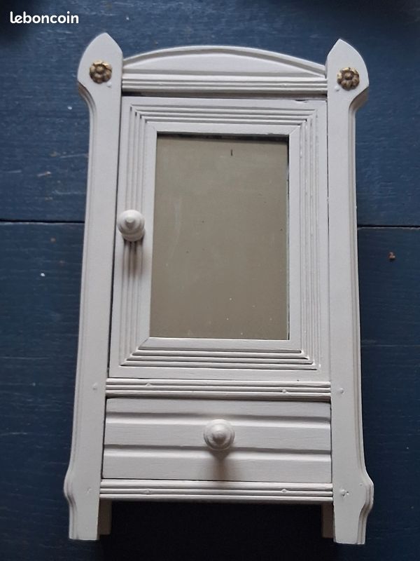 Armoire Vintage Pour Poupée - REXYL Plastic - Fabriquée En France - Très Bon état