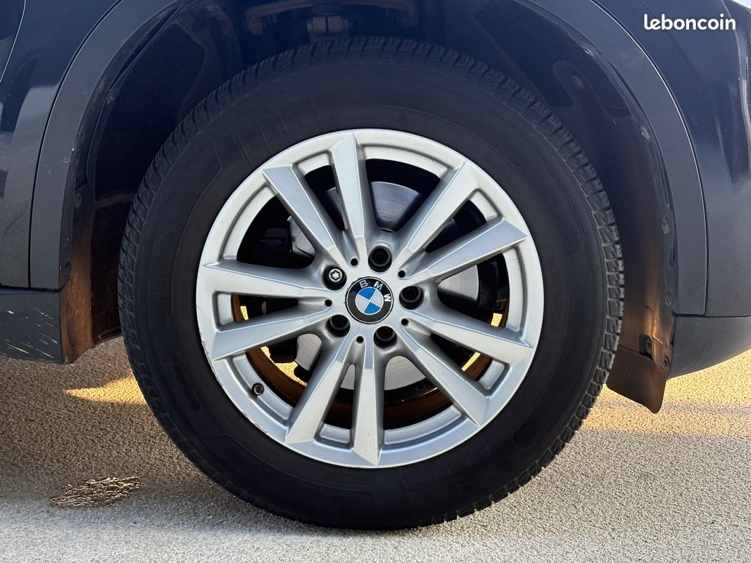 BMW X5 F15 25D 231 ch BVA8 Lounge Plus / 7 places / Sièges Electriques à mémoire... (image 38)