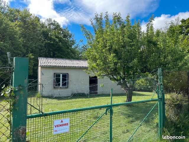 Local commercial 2 pièces 70 m² · à Saint-Louis-Et-Parahou · 70 m² · 30 000 €