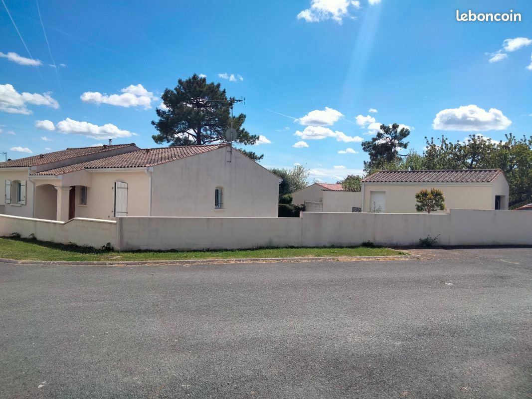Maison 5 pièces 100 m² · à Chaniers · 100 m² · 250 000 €