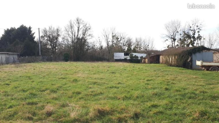 Terrain 1058 m² CELLE LEVESCAULT