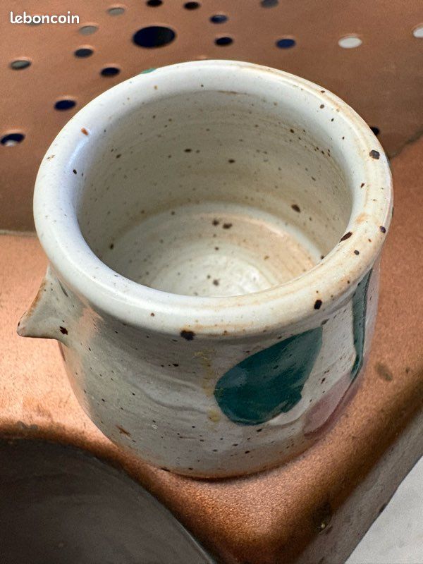 Petit Pot Visage en Grès Vintage - Céramique Artisanale Cerises - Années 70/80 (image 5)