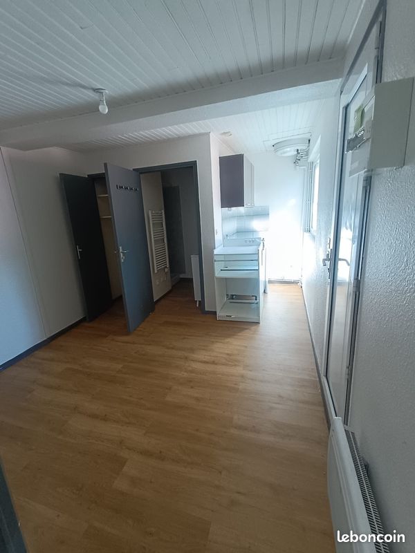 Appartement 2 pièces 21 m² · à Clermont-Ferrand · 21 m² · 375 €