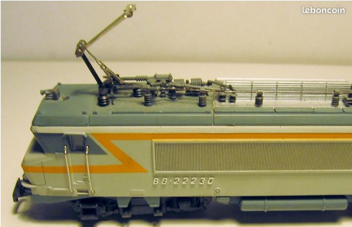 Jouef : locomotive électrique BB 22230 SNCF réf. 834700