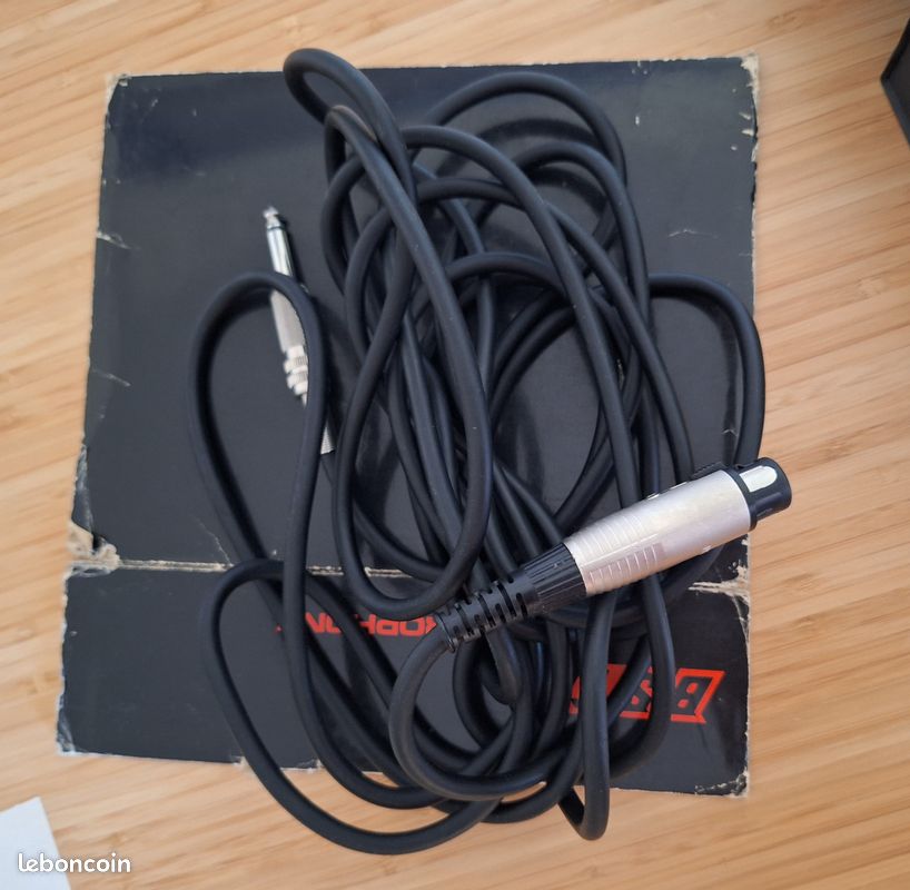 Vintage Micro BST CD-19 + câble Xlr Jack Marseille 9 eme le cabot (image 5)