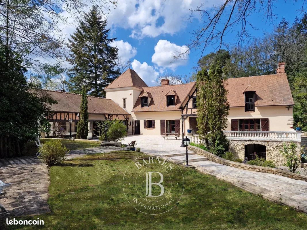 Maison 14 pièces 370 m² · à Rambouillet · 370 m² · 1 250 000 €