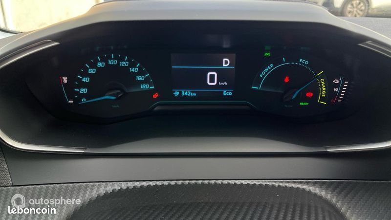 Peugeot 208 e-208 136ch Style (image 29)
