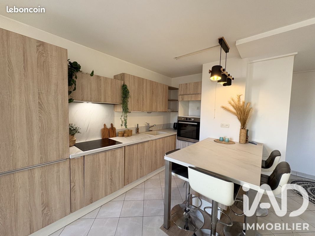 Appartement 3 pièces 55 m² · à Saint-Fargeau-Ponthierry · 55 m² · 163 000 €