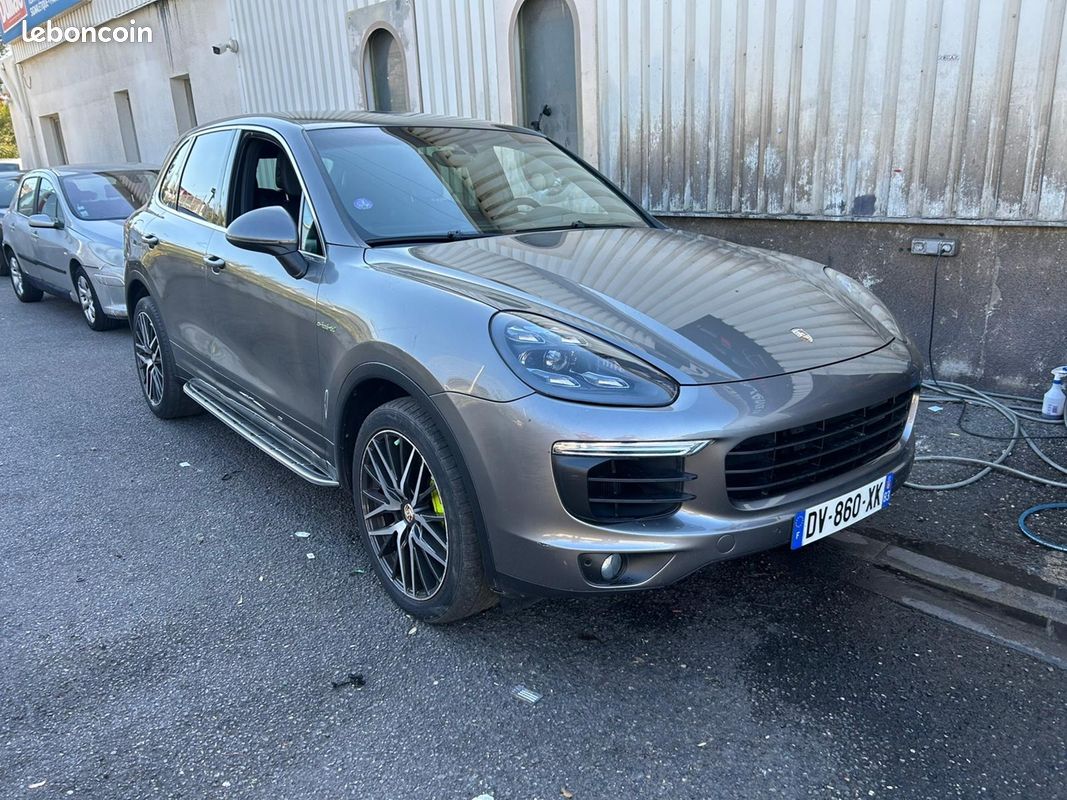 Porsche CAYENNE (958) 3.0 416CH S E-HYBRID (image 4)
