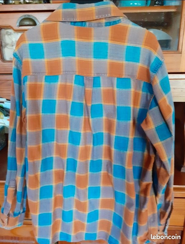 Chemise à carreaux (image 4)
