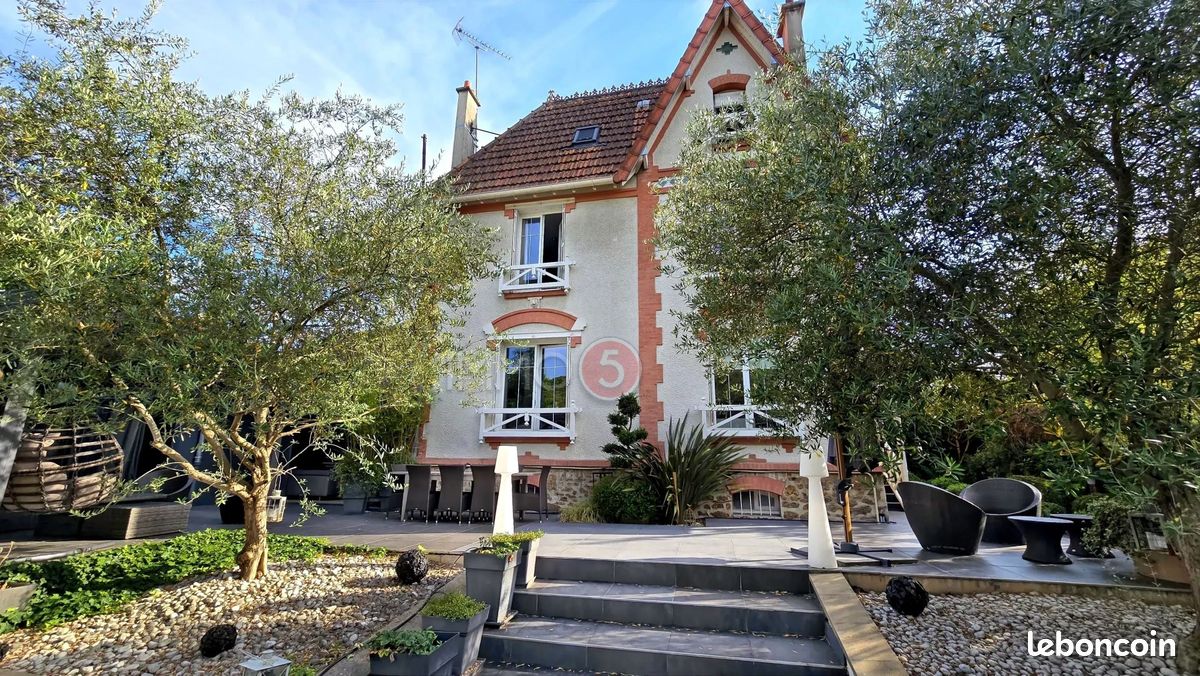 Maison 7 pièces 160 m² · à Le Raincy · 160 m² · 789 000 €