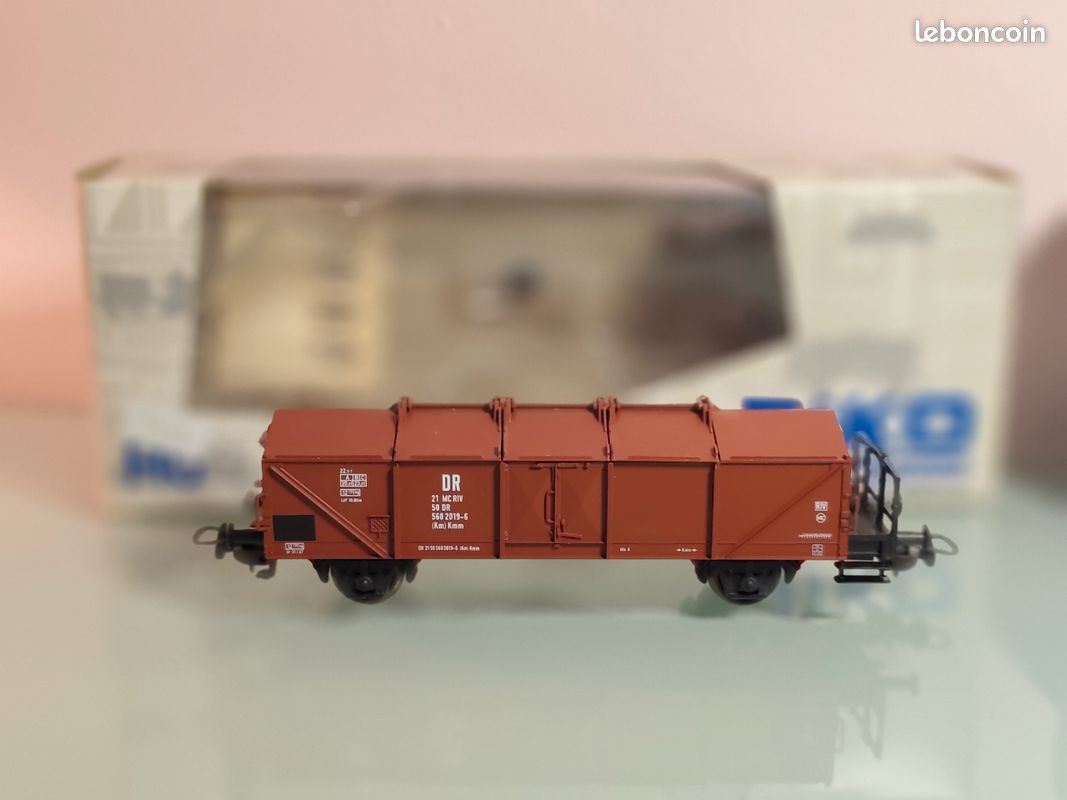 ANCIENNE LOCOMOTIVE MARKLIN 3024 E 1835 En Fonte - Ho EUR 80,00 - FR