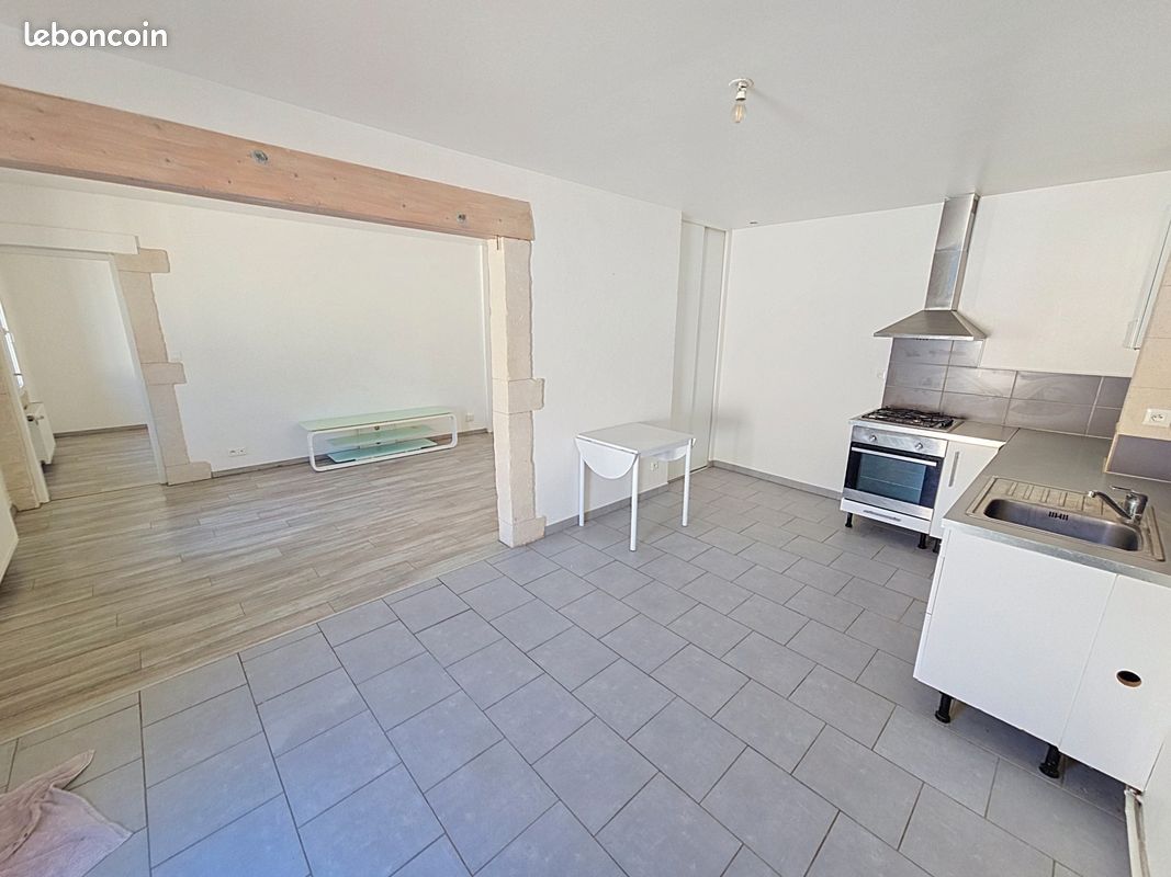 Appartement 3 pièces 49 m² · à Chalon-sur-Saône · 49 m² · 82 000 €