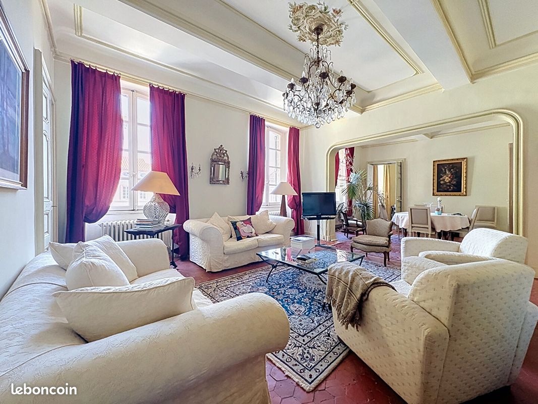 Appartement 6 pièces 180 m² · à Avignon · 180 m² · 695 000 €