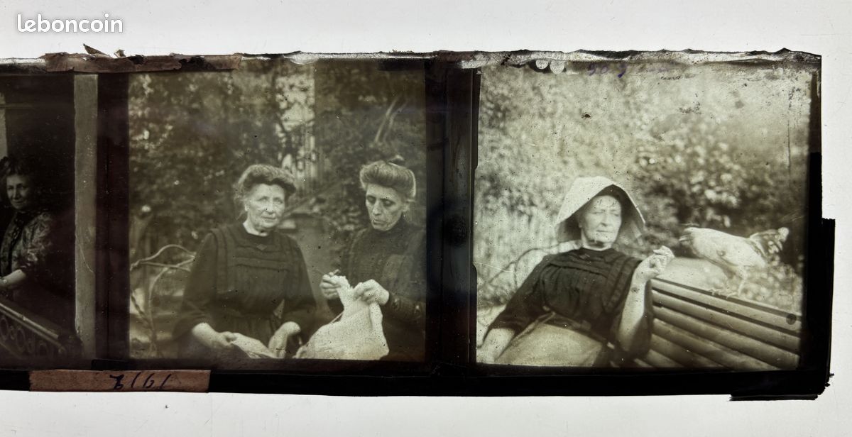 ENSEMBLE de PLAQUES de LANTERNE MAGIQUE en verre vers 1900 : - Lot