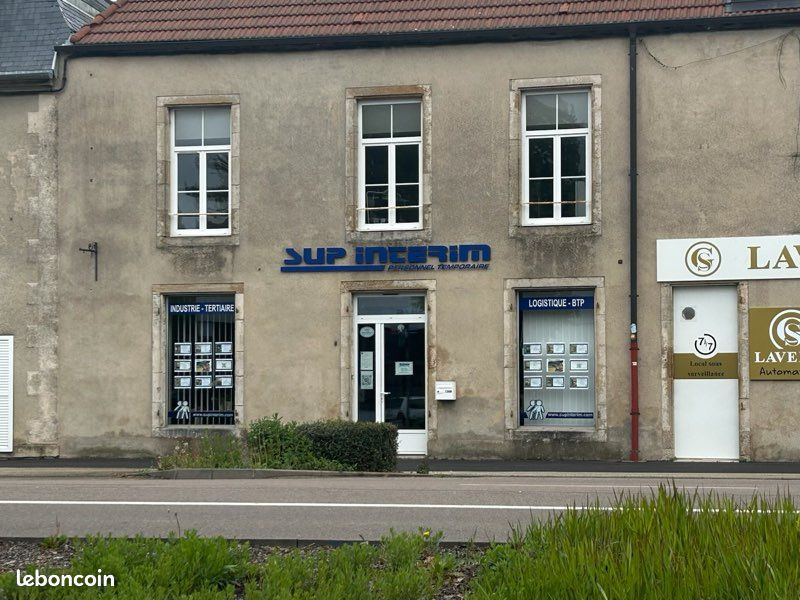 Local commercial 2 pièces 65 m² · à Langres · 65 m² · 700 €/mois