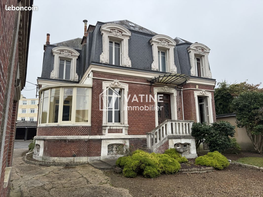 Maison 8 pièces 170 m² · à Yvetot · 170 m² · 438 000 €