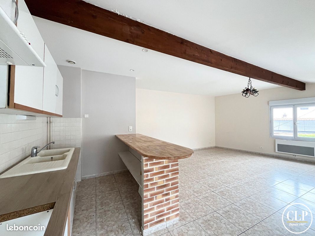 Appartement 3 pièces 110 m² · à Montreuil · 110 m² · 325 000 €