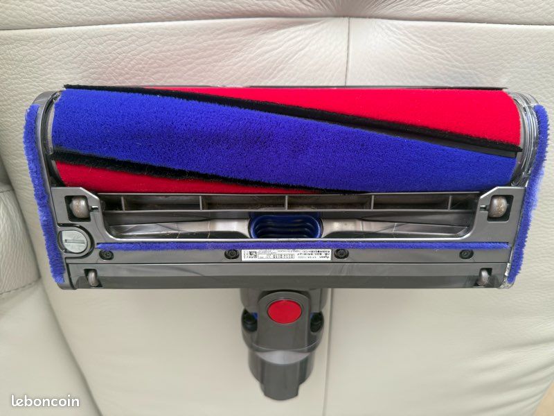 Brosse Dyson v8 (image 3)
