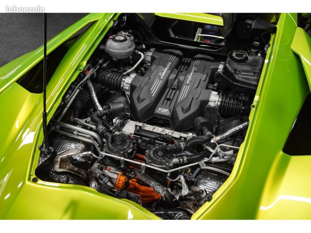 Lamborghini revuelto AD PERSONAM - VERDE CITREA / ROSSO MARS TVA 6.5 V12 1.015CH Baquets (image 17)