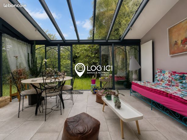 Maison 9 pièces 241 m²