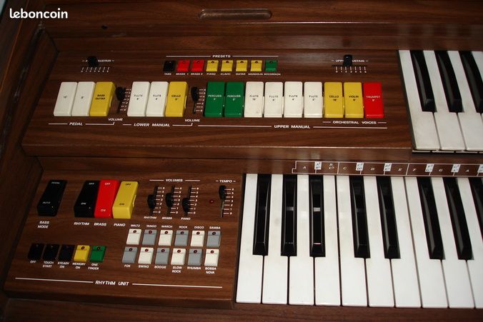 Orgue ELKA 18 bradé (image 2)