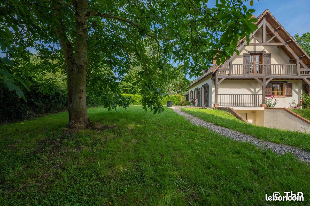 Maison 5 pièces 128 m² · à Freulleville · 128 m² · 229 000 €