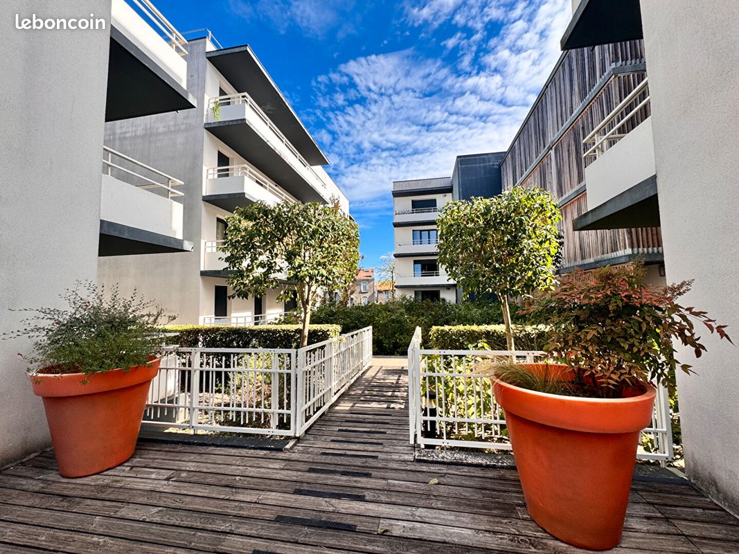 Appartement 5 pièces 88 m² · à Bordeaux · 88 m² · 299 000 €