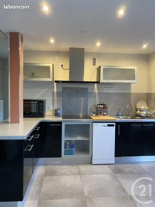 Appartement 3 pièces 71 m² · à Metz · 71 m² · 880 €
