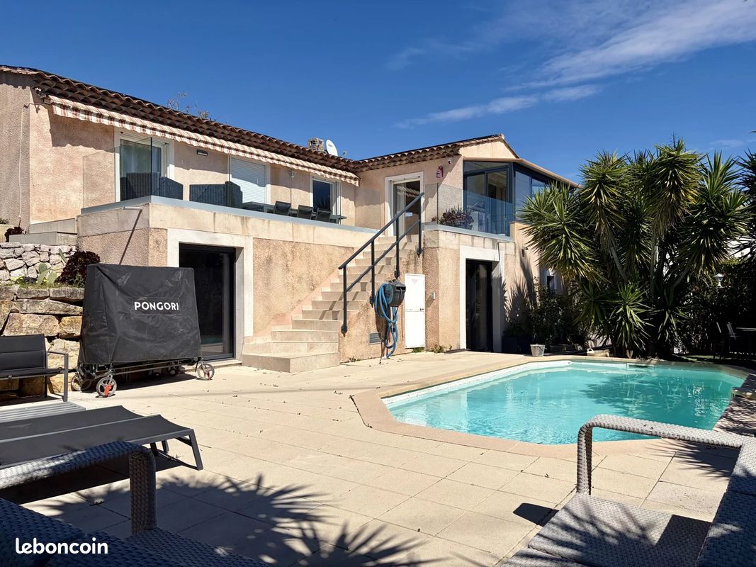 Maison 5 pièces 128 m² · à Mougins · 128 m² · 879 000 €