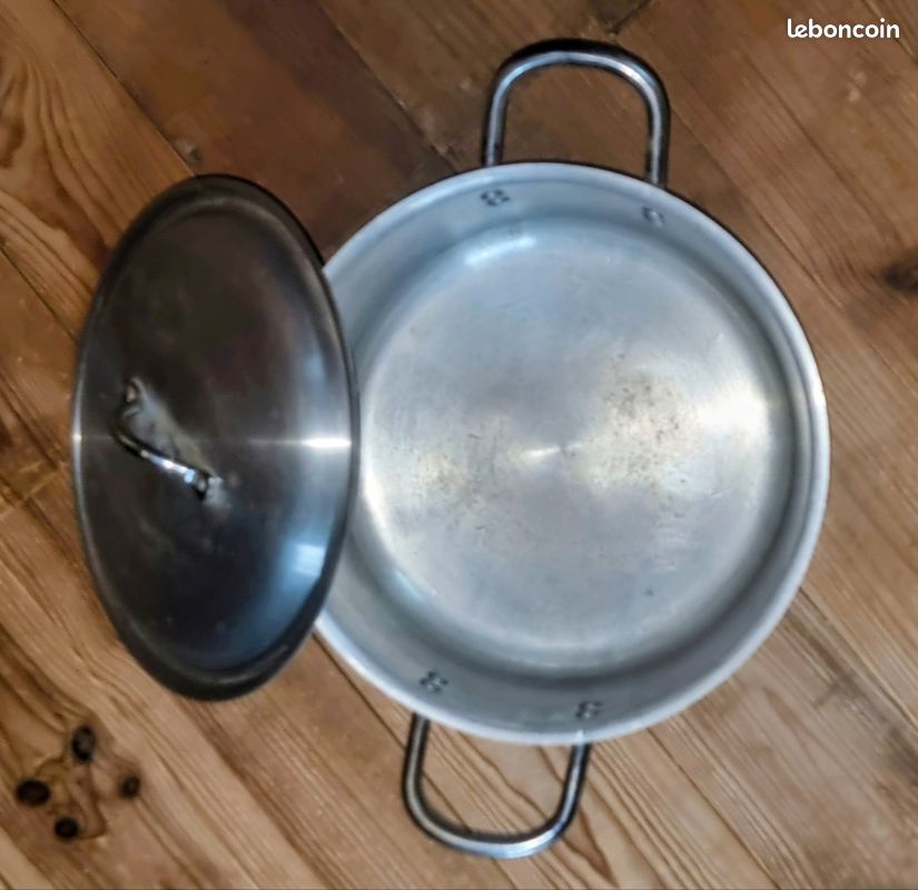 Marmite / Faitout professionnel en aluminium avec couvercle (image 2)