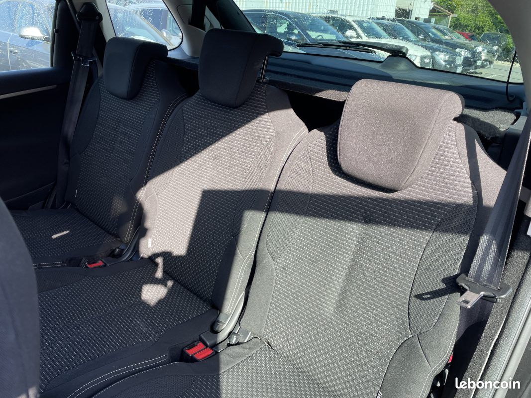 Citroen c4 picasso 1.6 hdi 110cv garantie 3/12 mois 2012 (image 6)