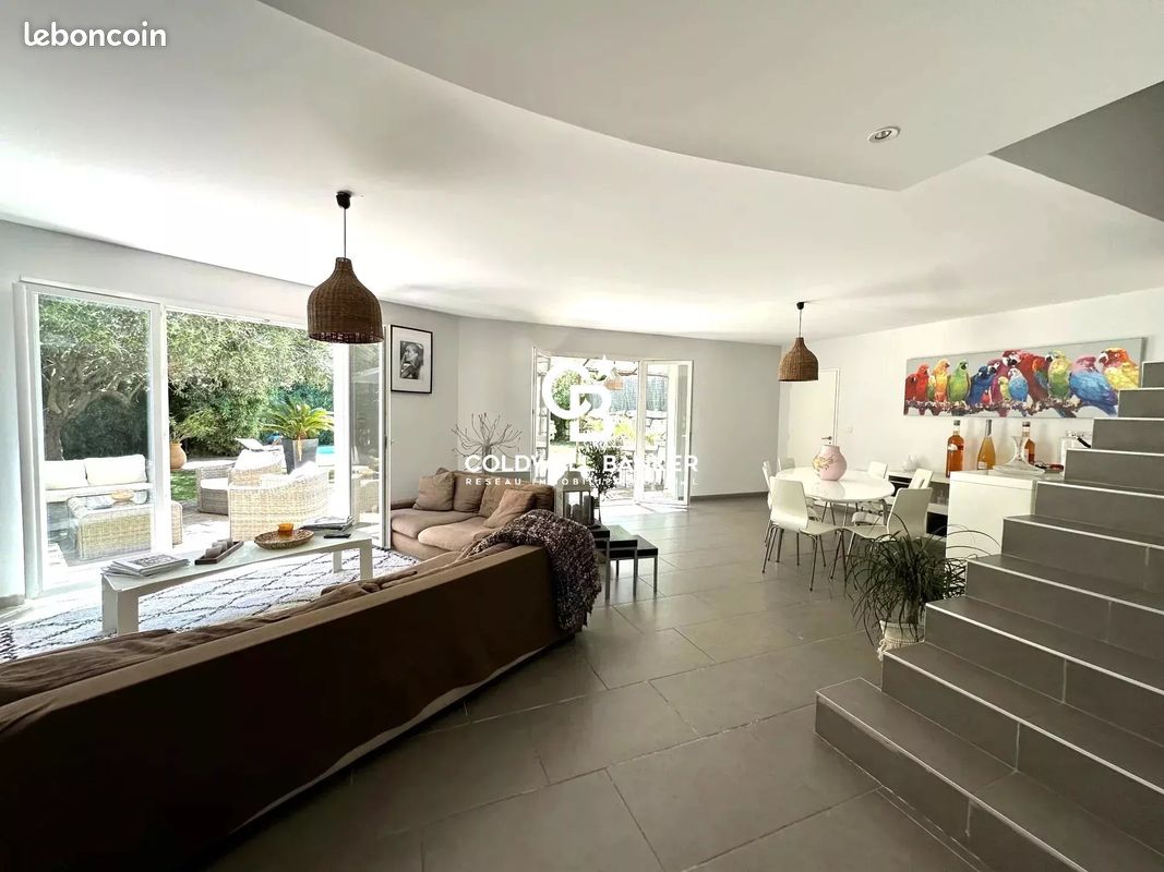Maison 5 pièces 136 m² · à Rayol-Canadel-sur-Mer · 136 m² · 1 298 000 €