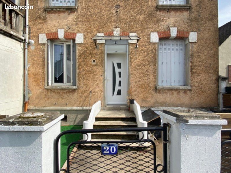 Appartement 3 pièces 46 m² · à Fleury-les-Aubrais · 46 m² · 730 €/mois