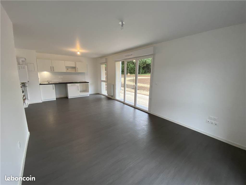 Appartement 4 pièces 76 m² · à Poitiers · 76 m² · 900 €