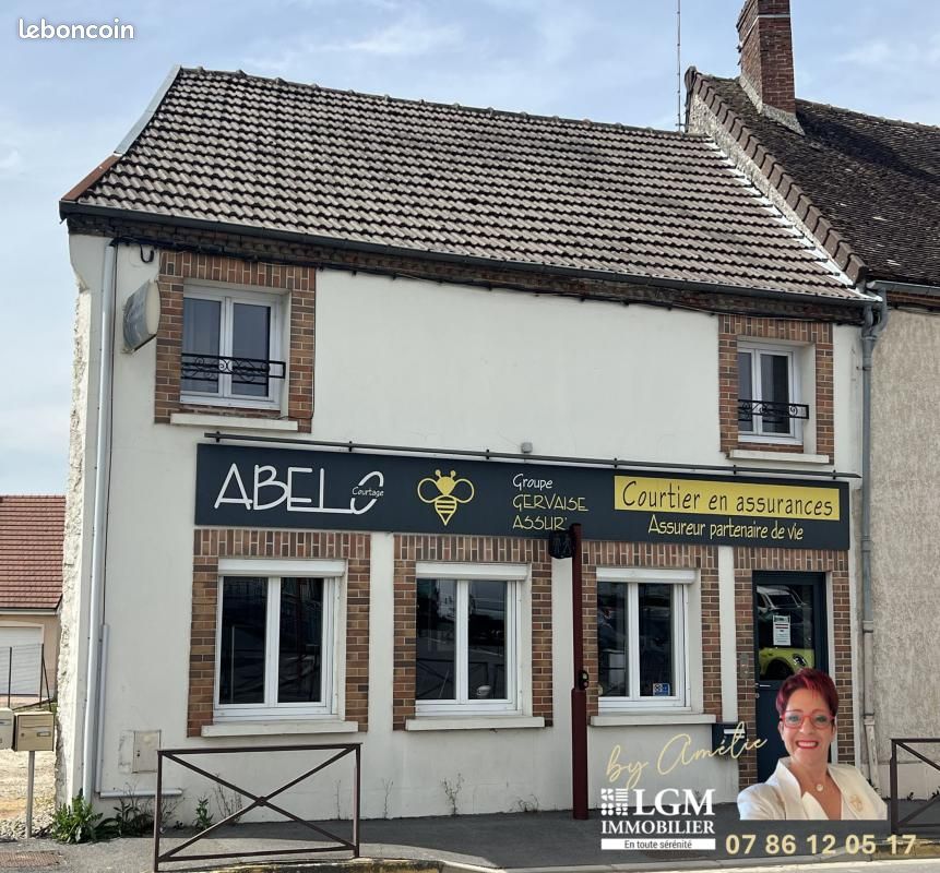 Local commercial 99 m² · à Montmirail · 99 m² · 152 000 €