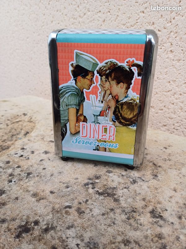 Distributeur de serviettes (image 4)
