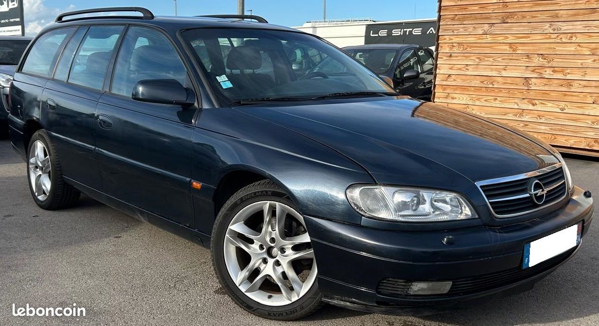 OPEL Omega B Break 2.5 TD 131cv *Chaine de distribution/Clim (image 1)