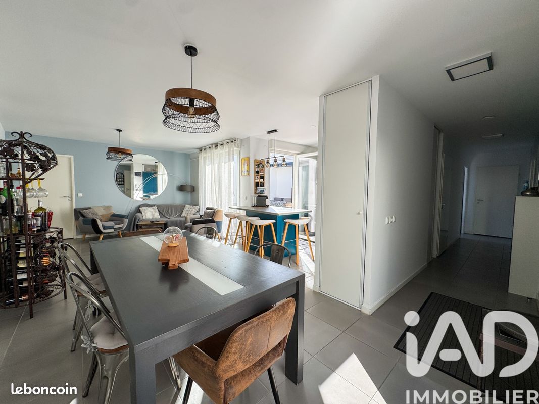 Maison 5 pièces 95 m² · à Floirac · 95 m² · 345 000 €